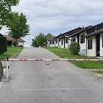 Am Hochbergle Haus 1 بيت للعطل