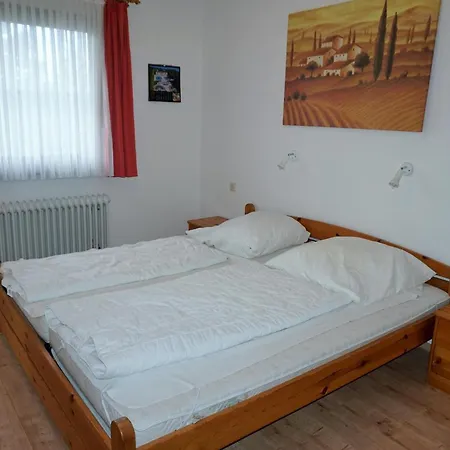 Am Hochbergle Haus 1 *